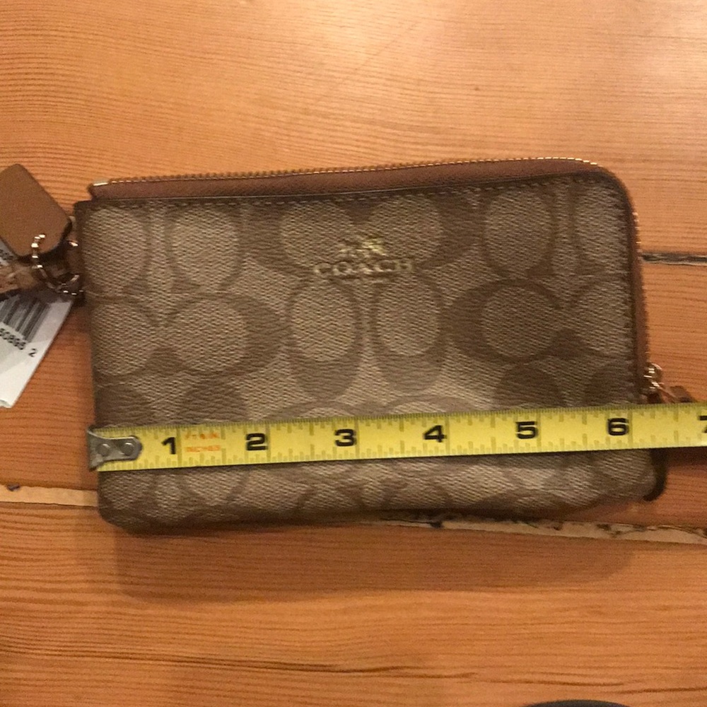Coach Double Zipper Signature Wristlet - Picture 4 of 5